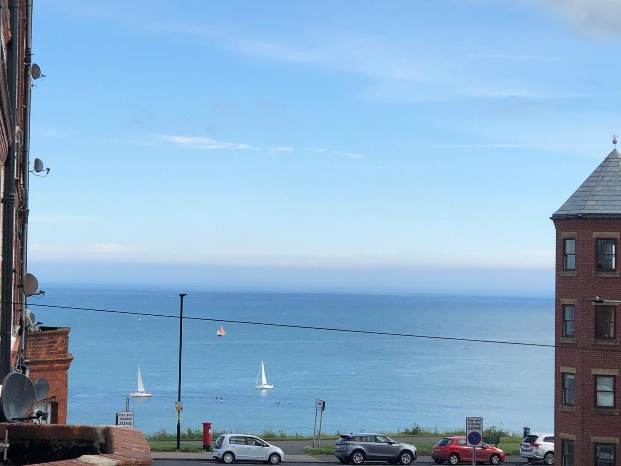 Вилла Retro Retreat, Sea View, Free Parking & Ev Plug-In Уитби Экстерьер фото